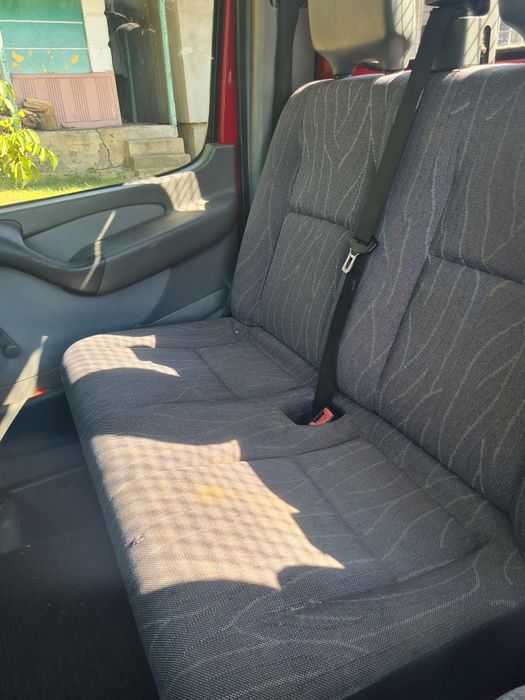 Vând Mercedes sprinter