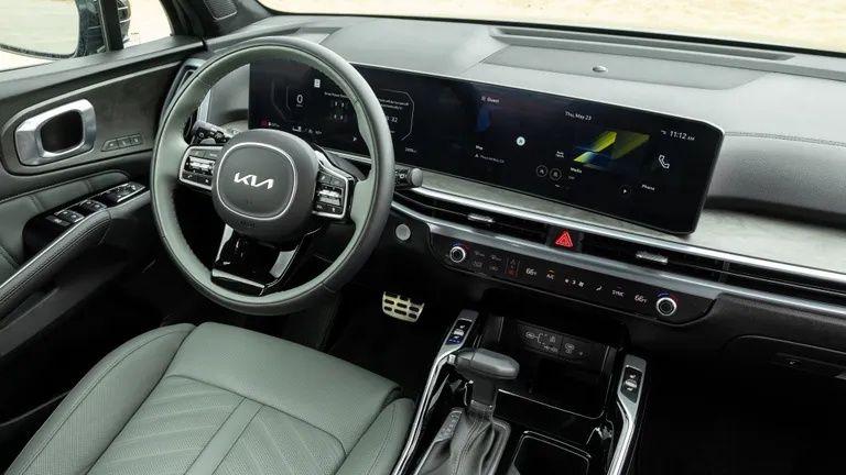 Kia Sorrento Comfort Plus 2024. 7 O'rindiq. O'zimni nomimda. Toza