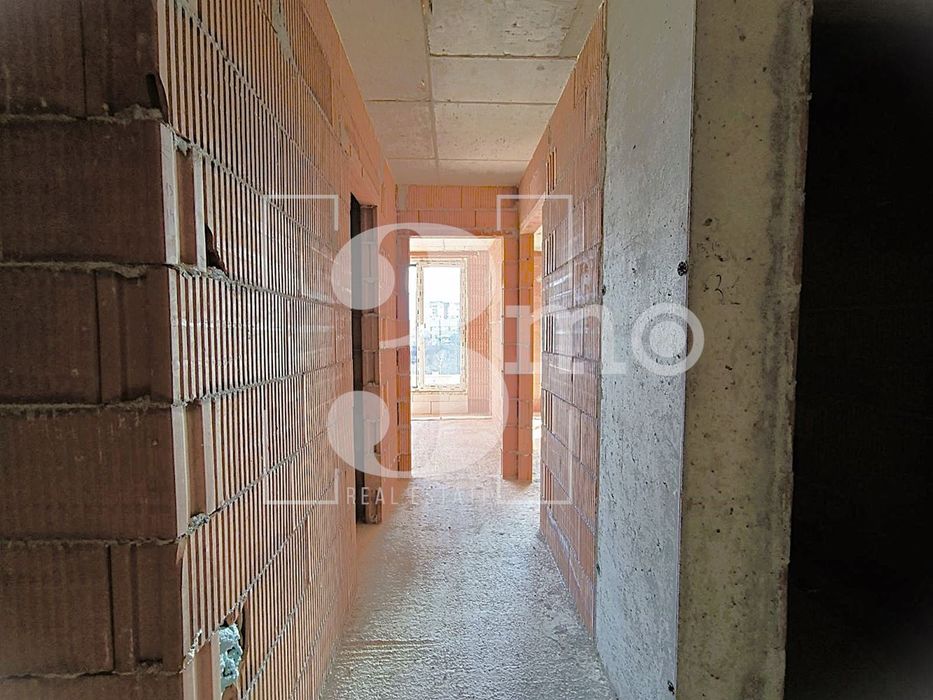 Продава се Тристаен апартамент в София, Люлин 5 - 125 кв.м за 1486 €/кв.м - Снимка #3