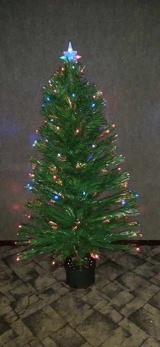 Ёлка новогодняя.