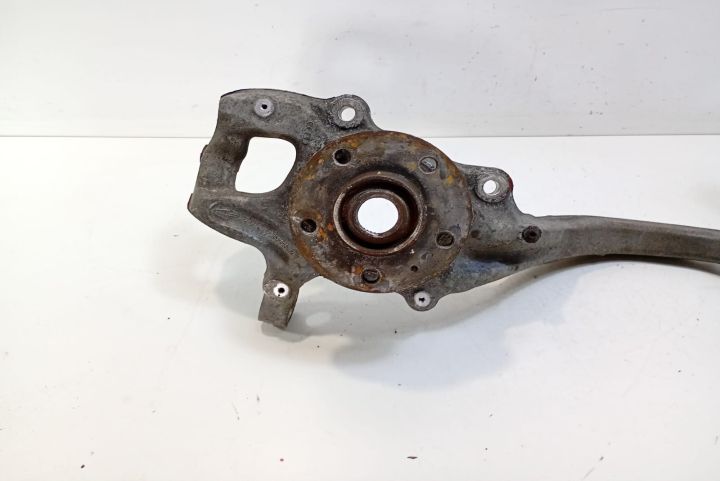 Fuzeta dreapta 8K0407258G Audi A5 8T seria