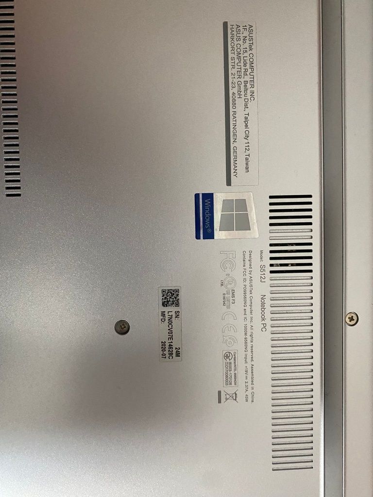 Laptop ASUS VivoBook S512J, cu mouse și geantă