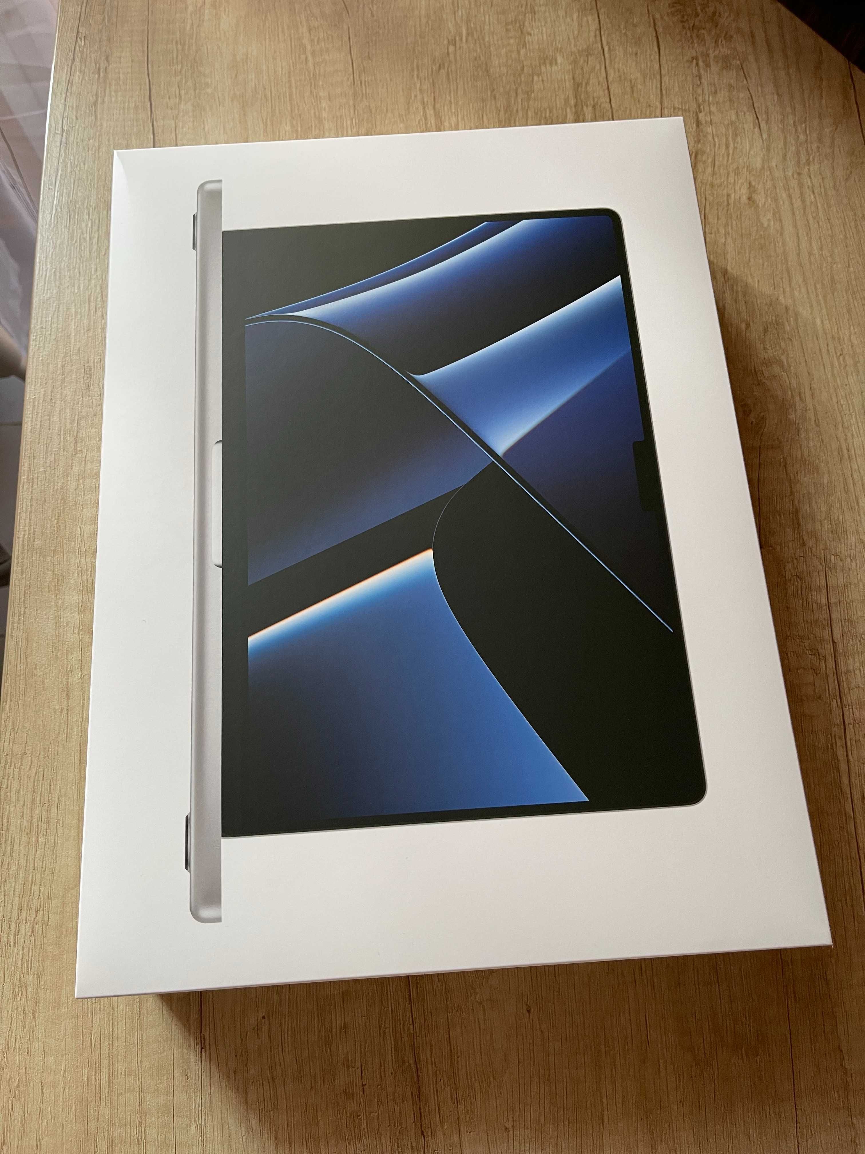 Macbook pro m2 pro 14 - 96% батерия