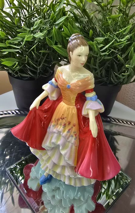 Порцеланова фигура Royal Doulton