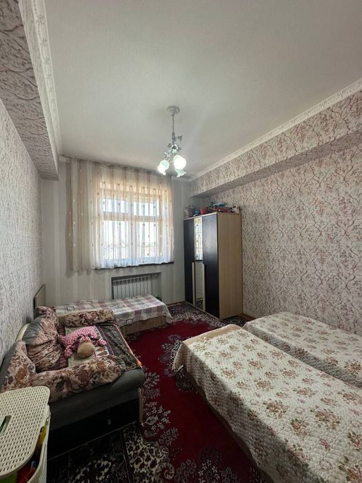 Hurafshon dom sotiladi