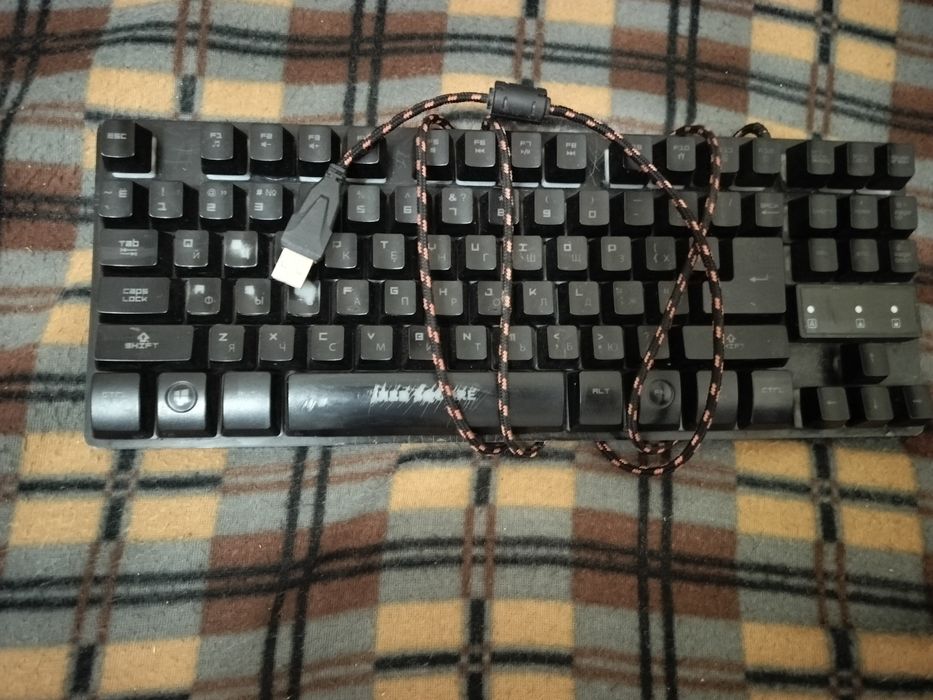 Клавиатура red square tesla tkl