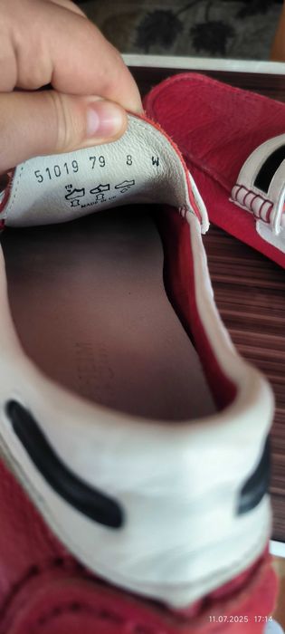 Vând mocasini piele naturala