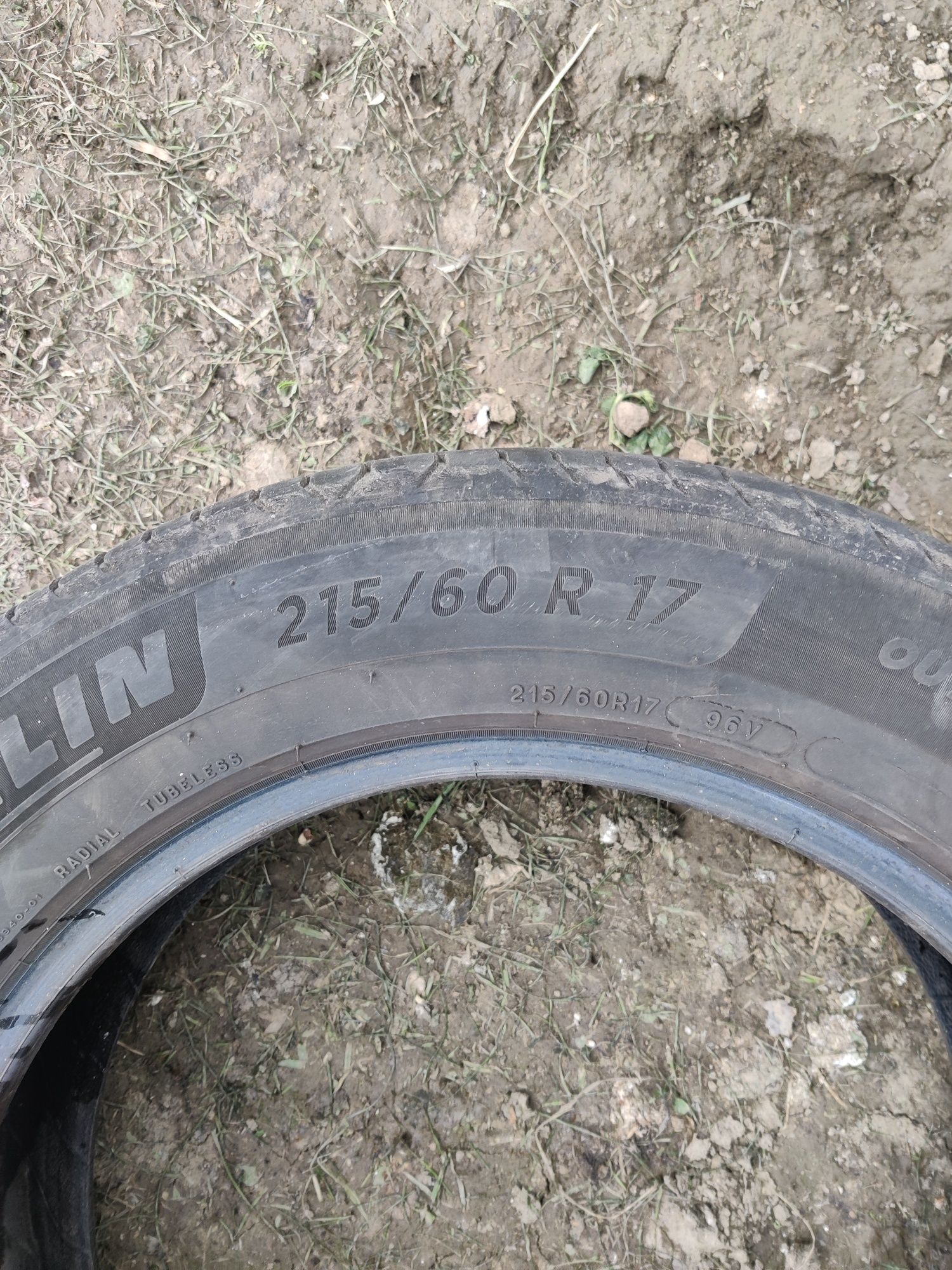 Anvelope vara 215/60 R17