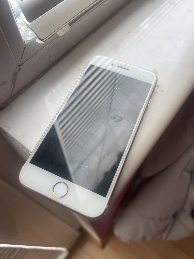 Iphone 7 в отлично състояние