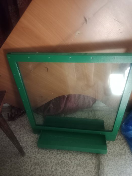 Продам стекло для ломбарда перегородку металл