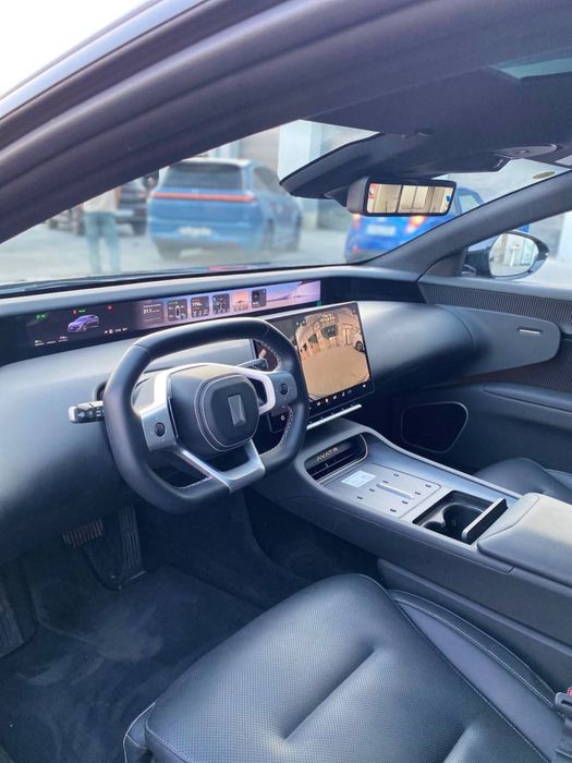 Huawei Avatr 12 EV 755км 2024