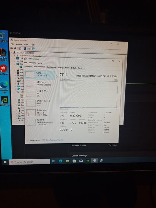 PC gaming  Calculator complet ( monitor + casti + tastatura + mouse +