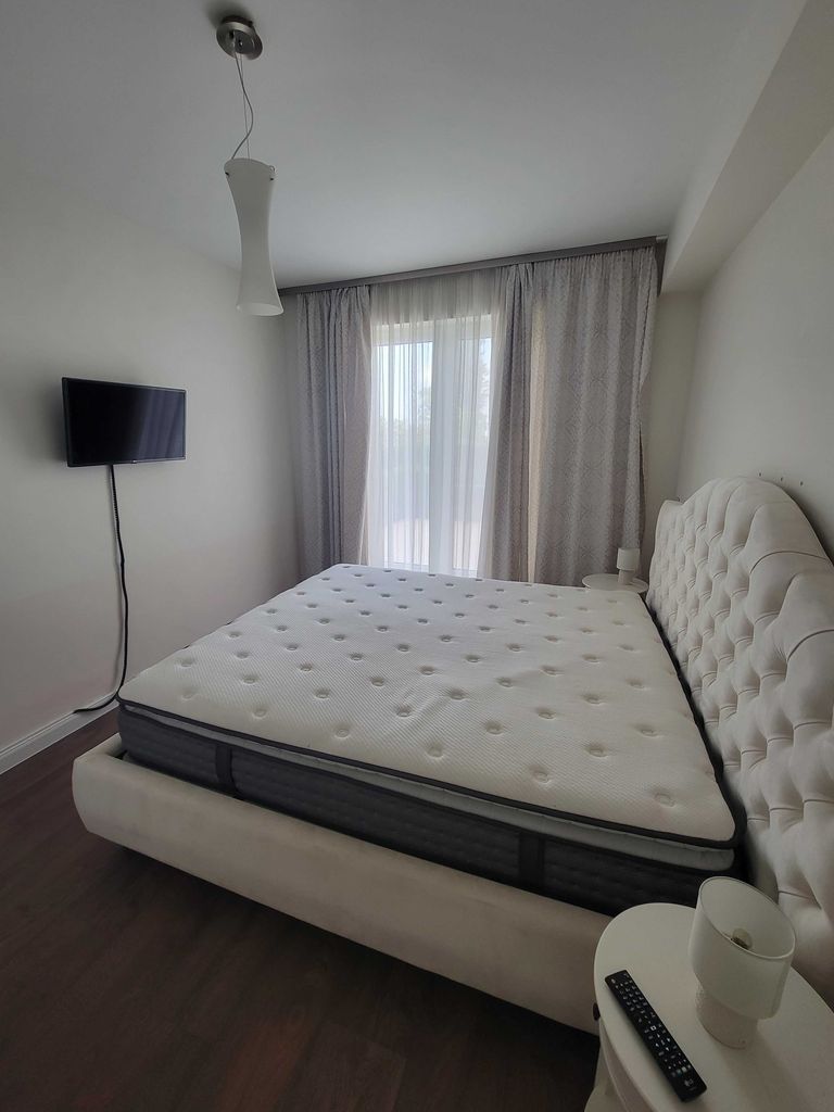 Дава се под наем Тристаен апартамент в Варна, Аспарухово - 105 кв.м за 849 € - Снимка #18