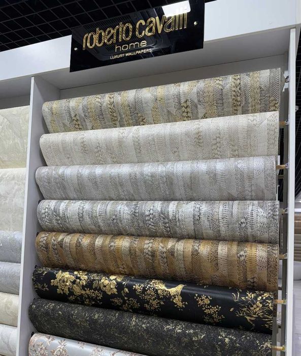 Обои Юдашкин , Carrara ,  Roberto Cavalli от Emiliana Parati