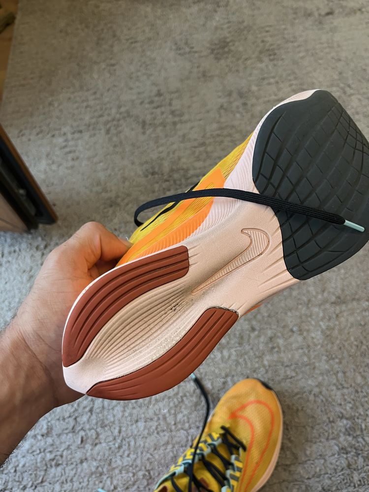 Nike Zoom Fly 4-оригинални мъжки маратонки