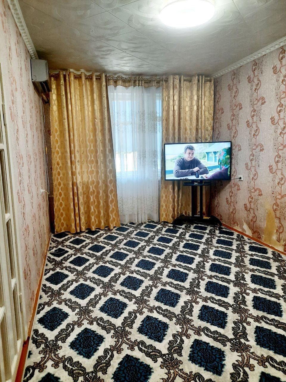 Срочно сотилади 2 хонали квартира