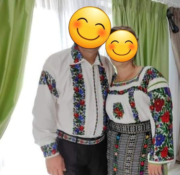 Cămăși populare (ie) cu mărgele