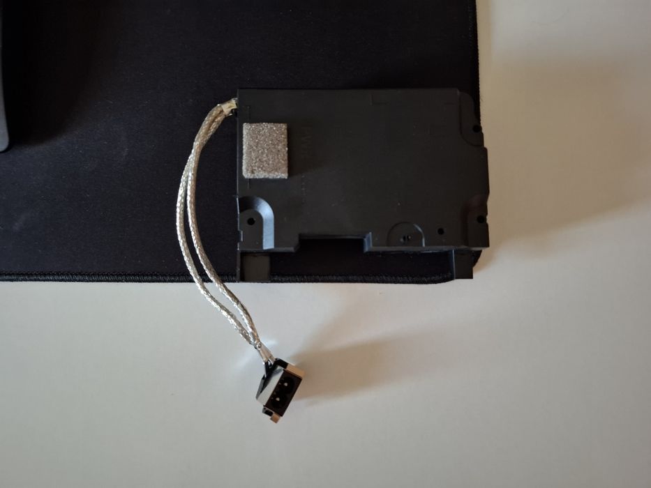 Sursa Xbox One X NOUĂ + garantie 2 ANI