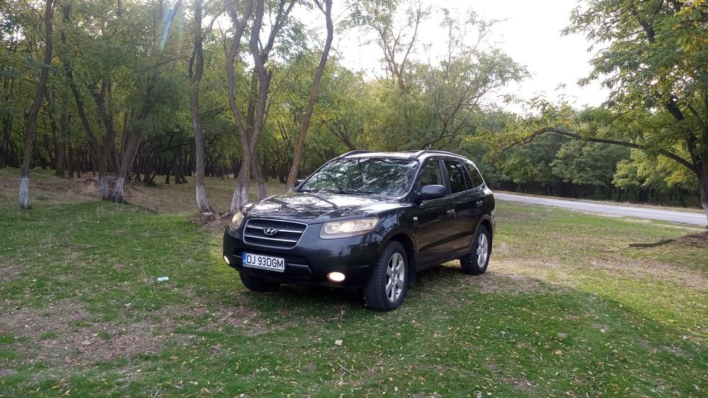 Vând Hyundai Santa fe
