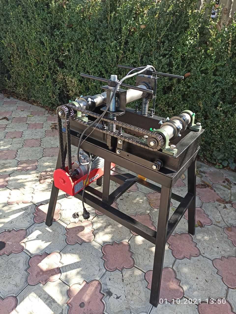 Mașină de îndoit țevi, manuale sau electrice (Îndoitor de țevi)