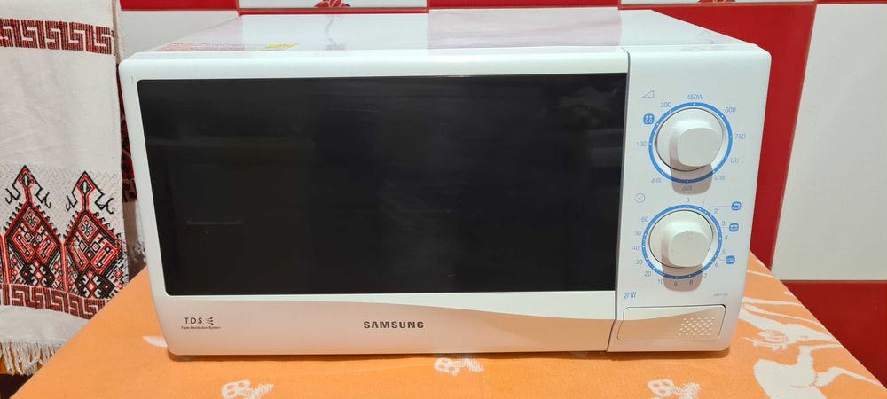 Samsung cuptor cu microunde si grill