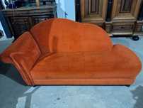 sofa ,canapea portocalie
