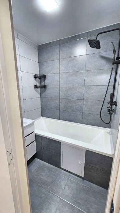 2 xonali kvartira sotiladi