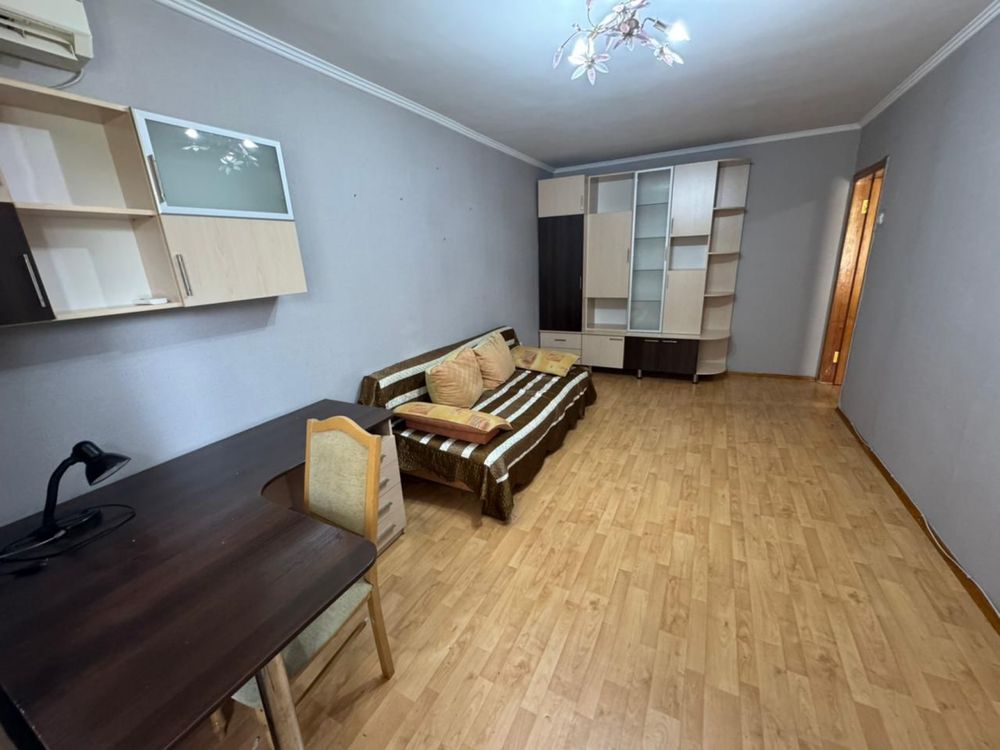Диван, кровать, шкафы