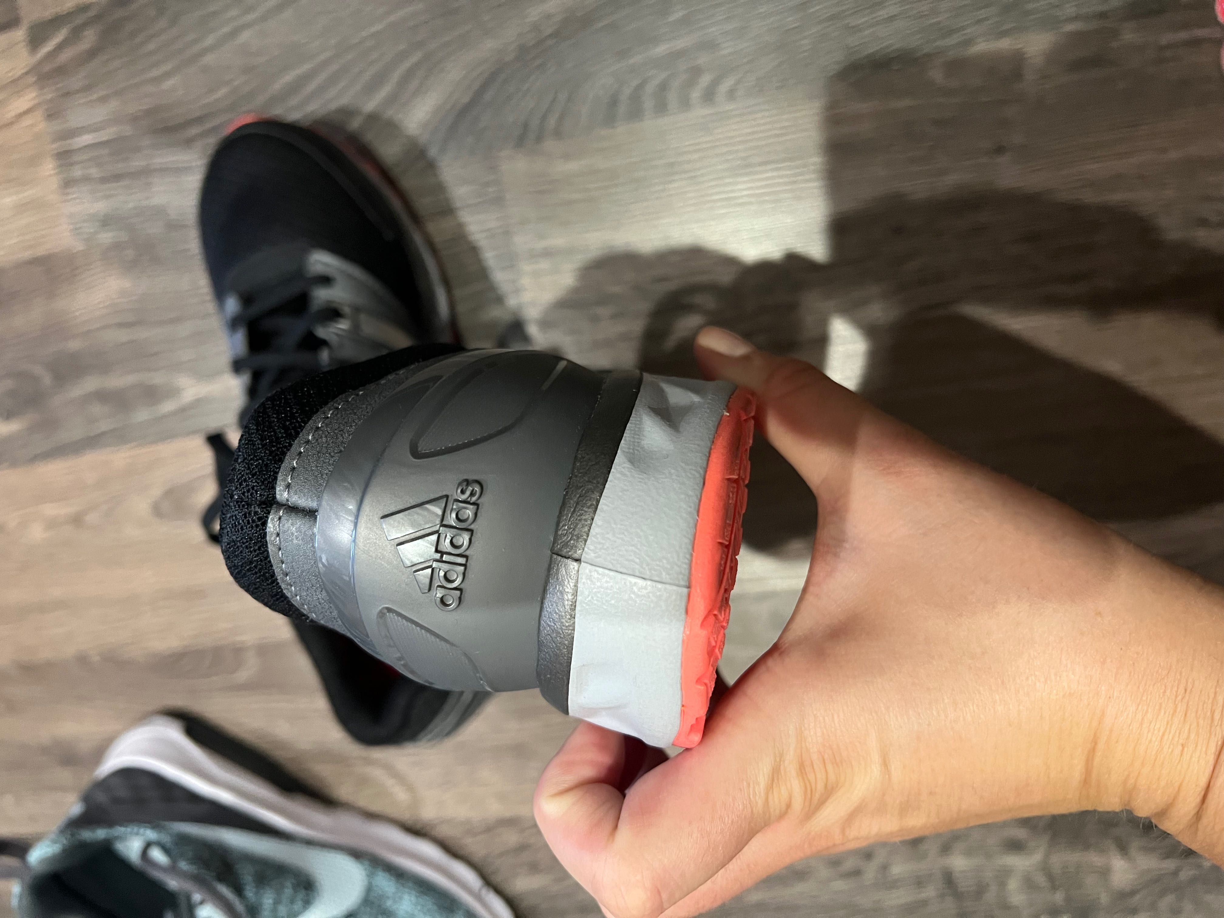 Маратонки Адидас/Adidas