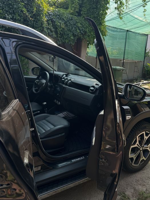 Dacia Duster 2021 – 1.3 TCe 150 CP, 4x4, Keyless Go,
