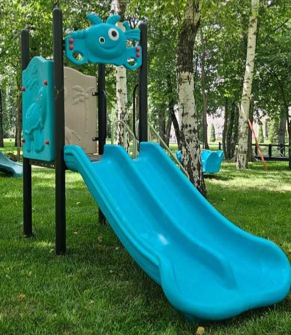 Детские горки и карусели для улицы и дома