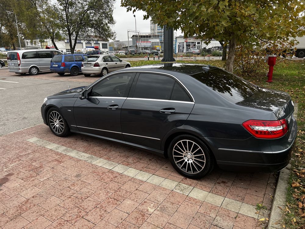 Мерцедес W212 E220 CDI 170 к.с. AMG пакет