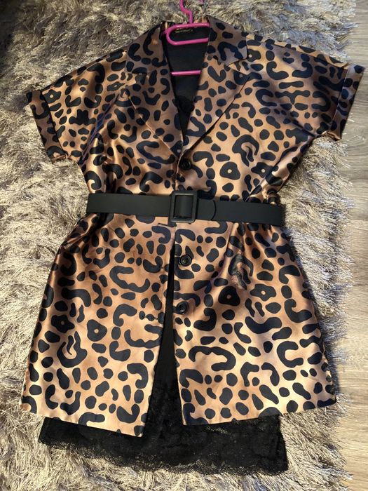 Рокля-от две части