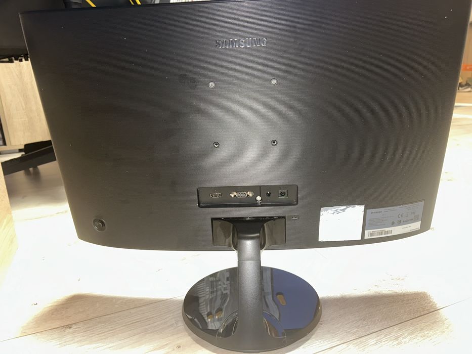 Samsung монитор-C24F390FHU