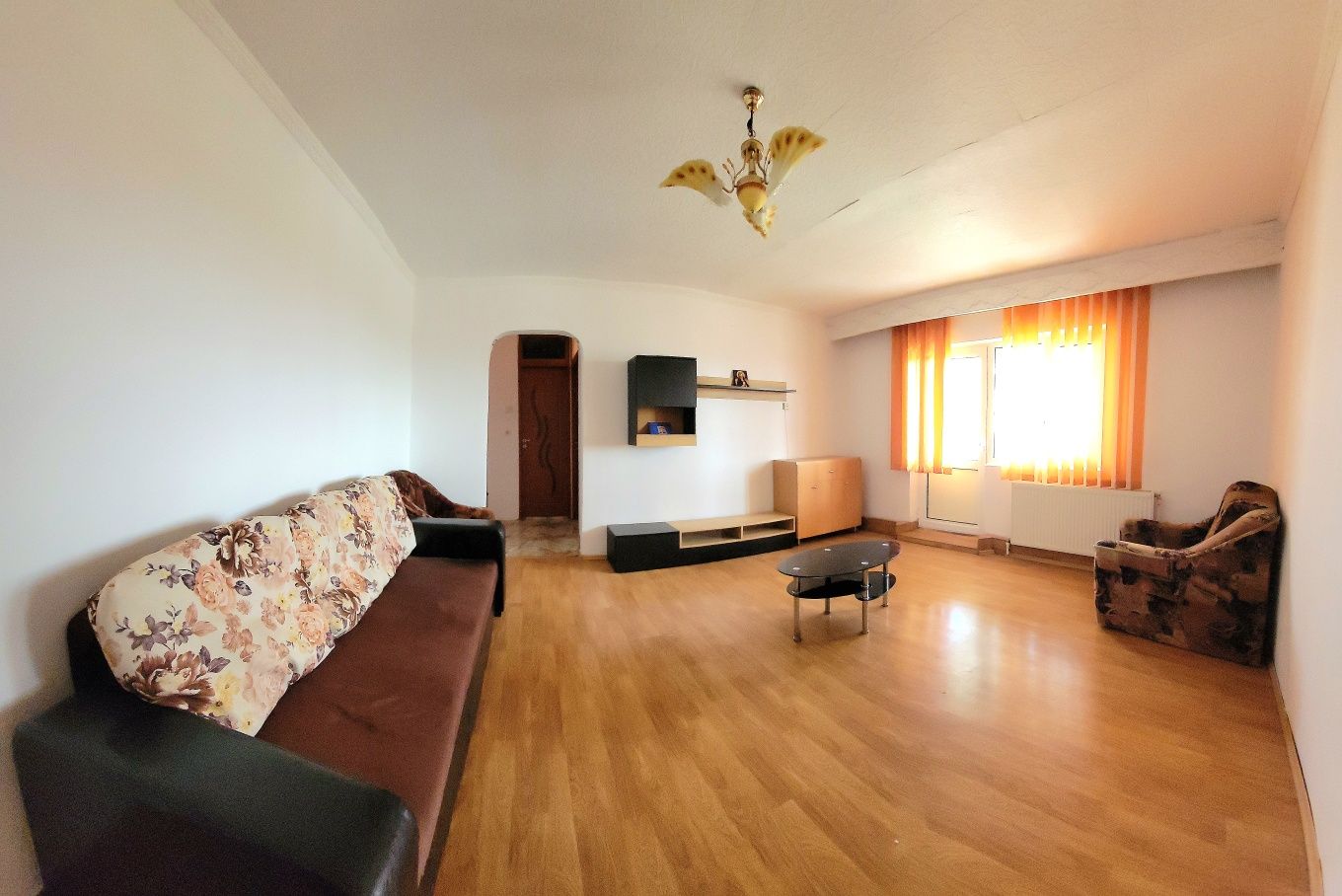 Închiriez apartament 2 camere