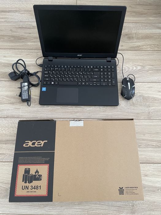 Ноутбук acer, мышь