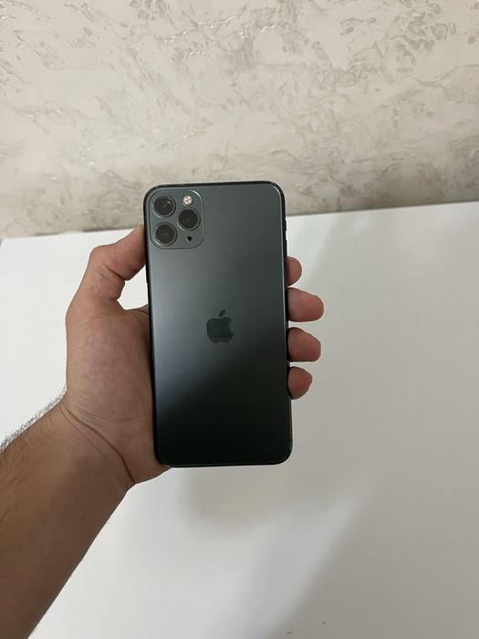 Продам 11 про макс