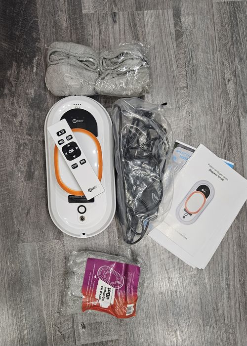 Продам робот мойщик окон dbot w100