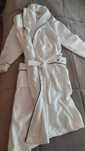 Продавам халат Unisex, ZARA HOME , размер L/XL Бял
50 лв.
