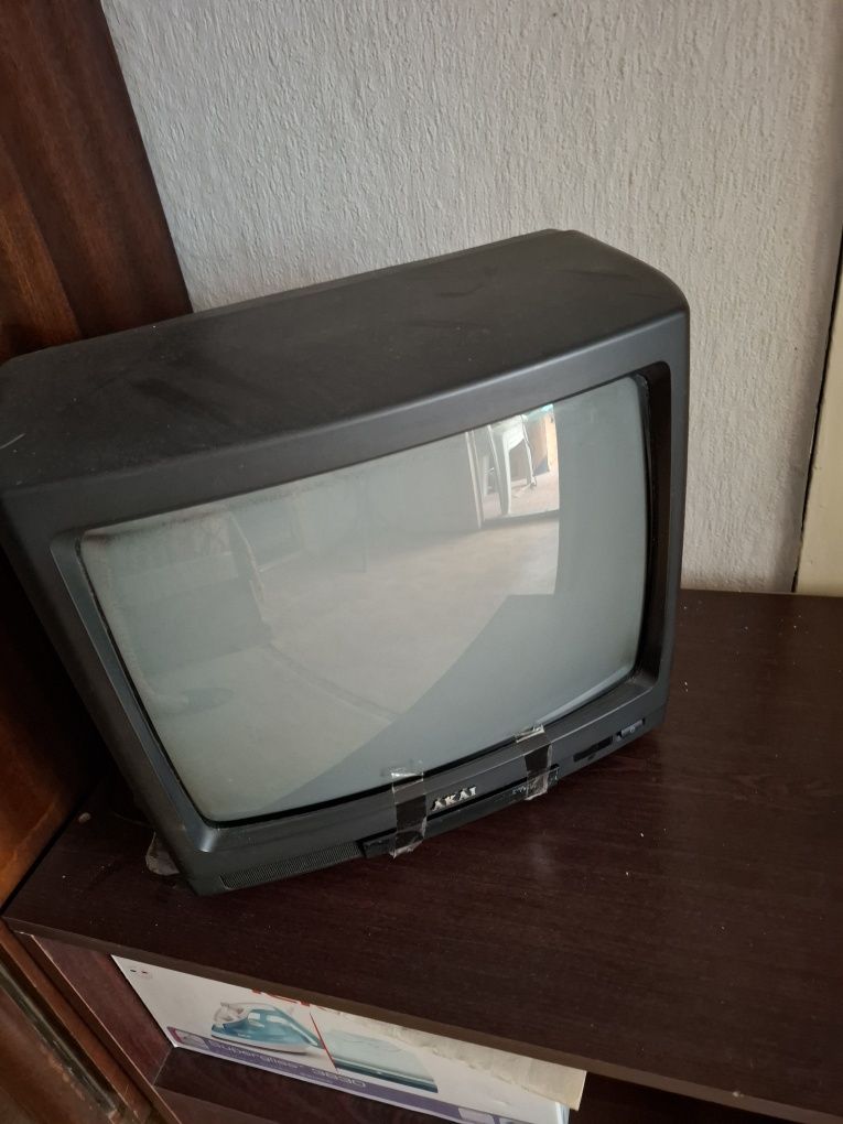 Стари телевизори