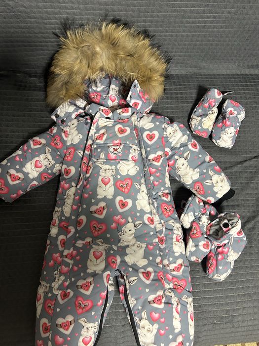 Продам детский зимний комбинезон 10000тг