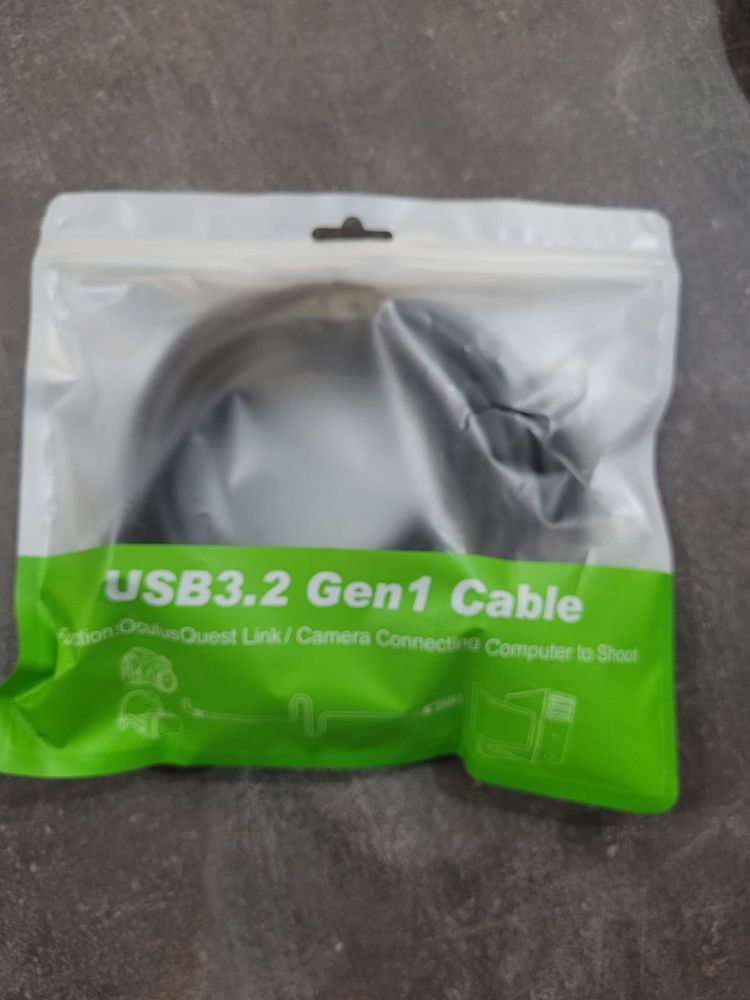 Продам usb кабеля для oculus quest 3/4