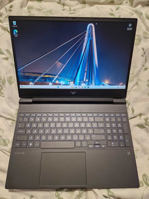 Laptop HP Victus 15, i7-13620H, Nvidia RTX4060 8GB, 32GB RAM, SSD 2TB