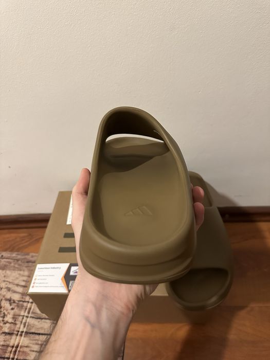 Adidas Yeezy Slide Core