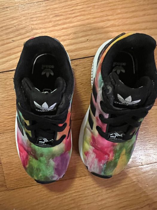 Детски обувки adidas и primigi 25 номер