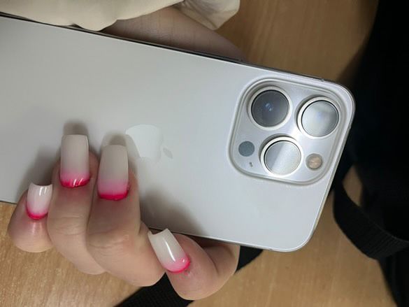 13 pro,256 gb,capacitatea baterii 73