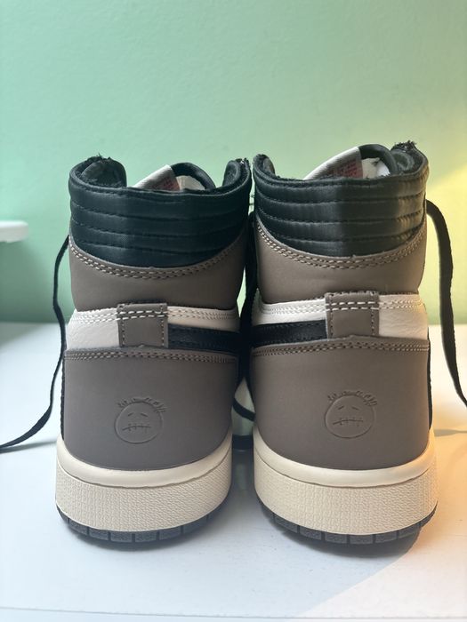 Jordan 1 High x Travis Scott