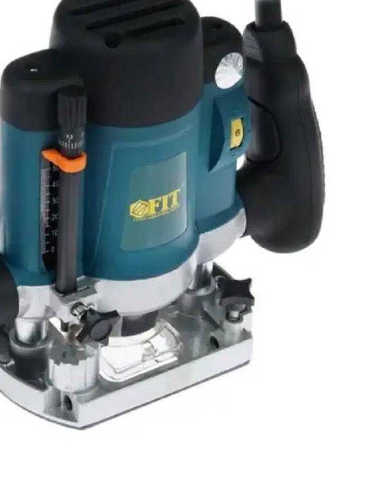 Фрезер вертикальный FIT RT-1200