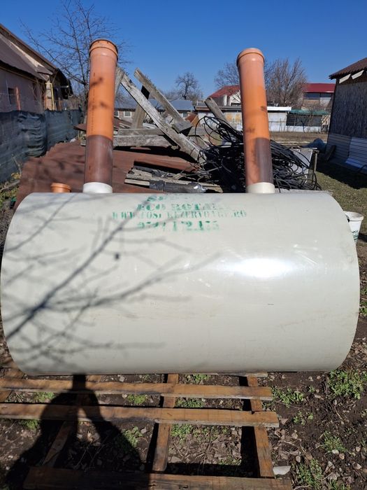 Vând fosă septică ecologică 1000l 2-4 persoane 600 lei.