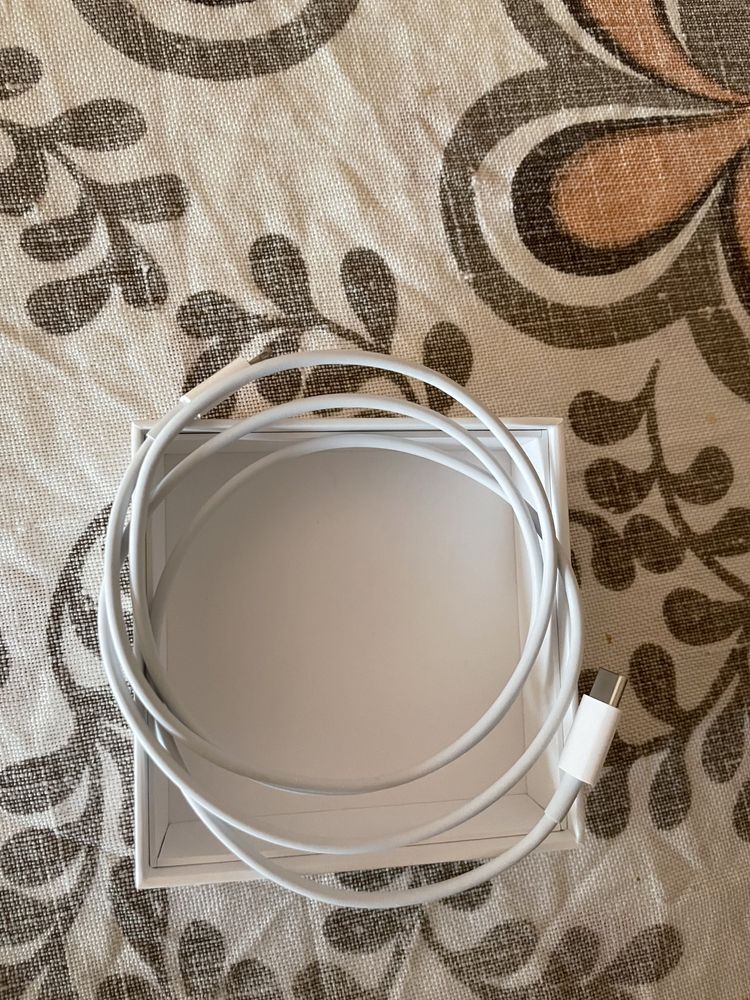 Type C кабел - Apple
